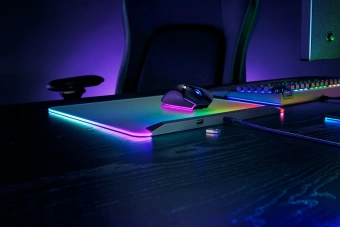Коврик для мыши Razer V2 Pro черный/зеленый 278x360x4.6мм (RZ02-04920100-R3M1)